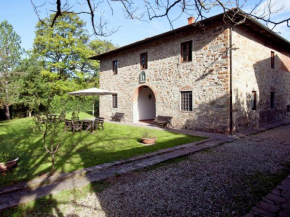 Serene Apartment with Garden Pool Terrace Deckchairs, Lucolena In Chianti
